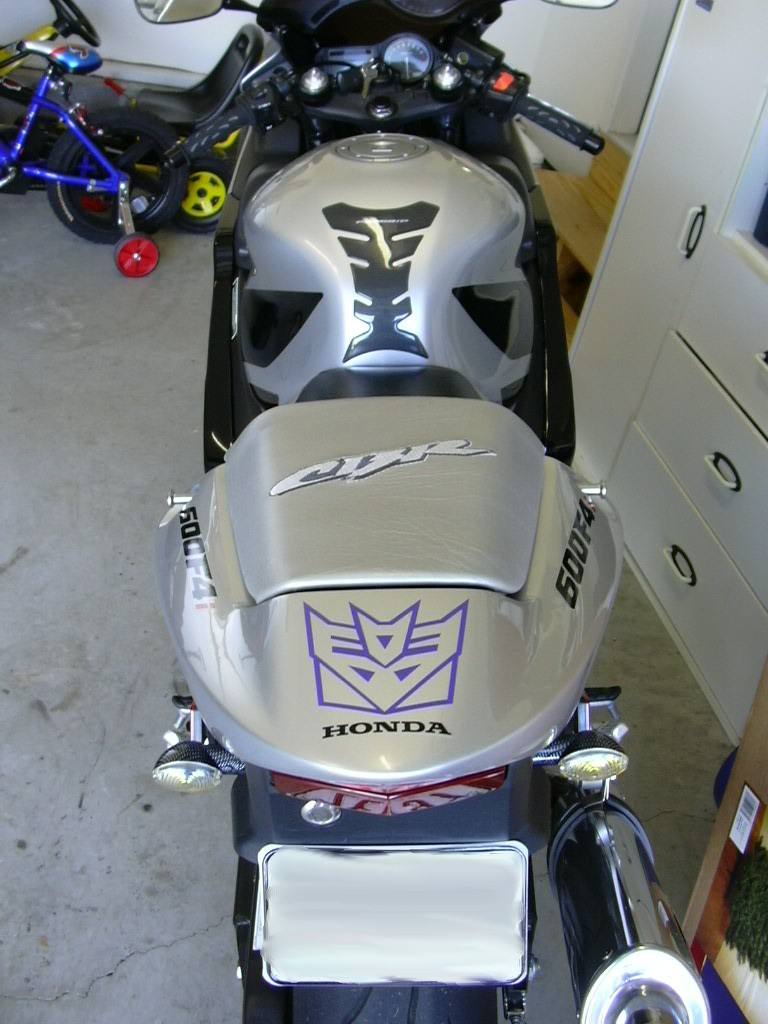 The covering motorcycle, economical customization - M-Stickers